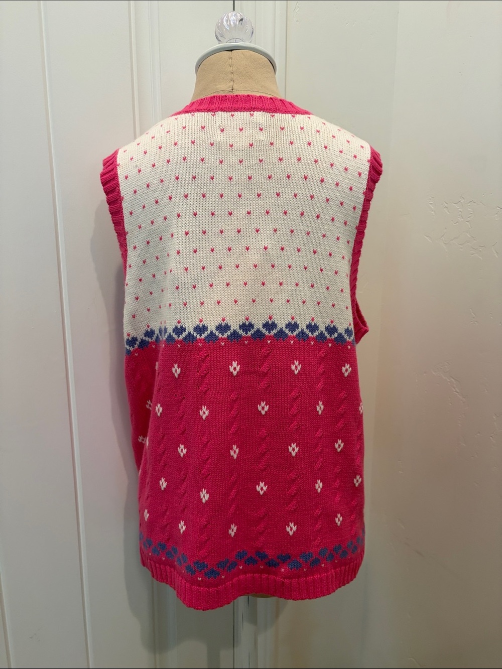 Quaker Factory Sleeveless V-Neck Knit Vest - Picture 8 of 11